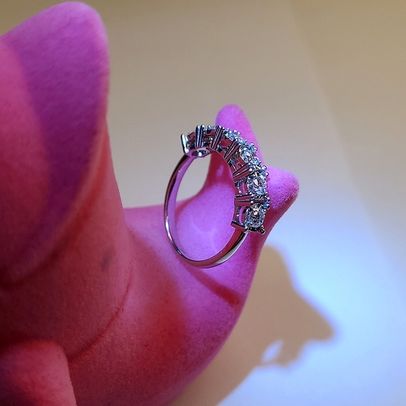 Wedding ring 14K wight Gold Natural Dimond 💍 for Women Color F-H - Picture 3 of 7